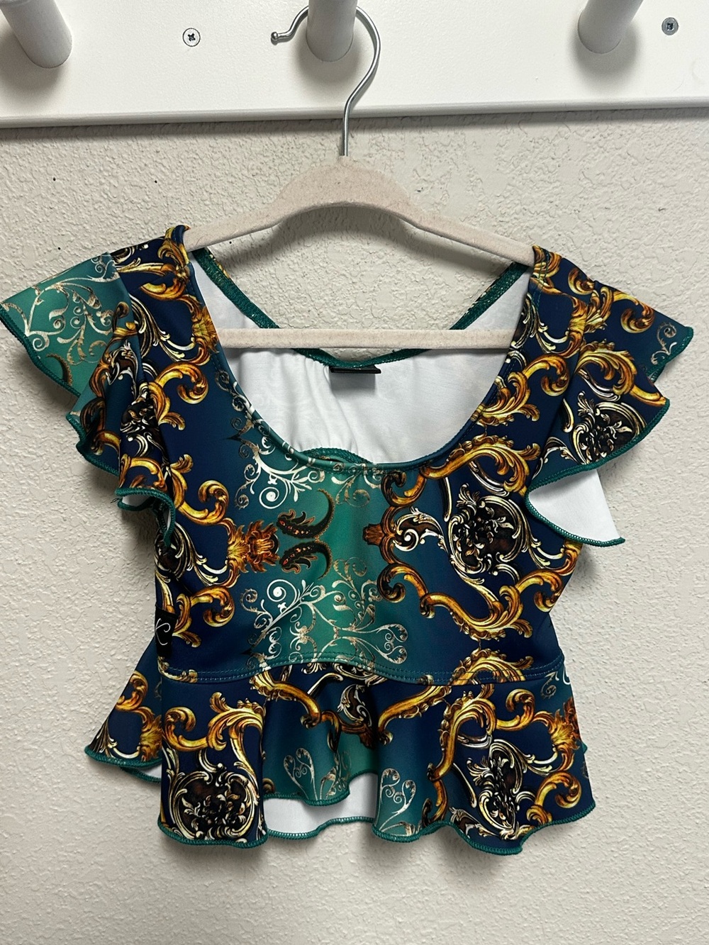 Kandi Kouture top - CL 7/8